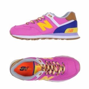 New Balance Women’s Classic Hot Pink Sneakers